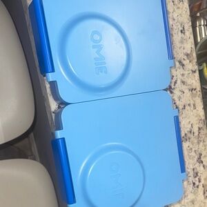 Omie Blue Lunch Box Set